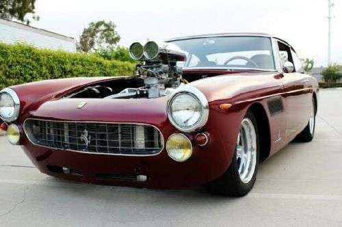 Класичний спорткар Ferrari з двигуном Chevrolet оцінили в 120 тисяч доларів