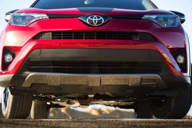 Toyota почала продаж «пригодницького» RAV4 Adventure 2018 в США
