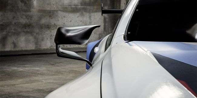 «BMW» привезла до Франкфурту нове гоночне купе «8-Series»