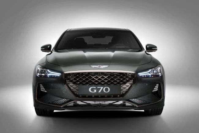 Преміальний седан Genesis G70 розсекретили до презентації