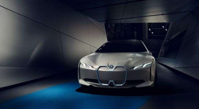 Модельний ряд BMW поповниться новим електричним седаном