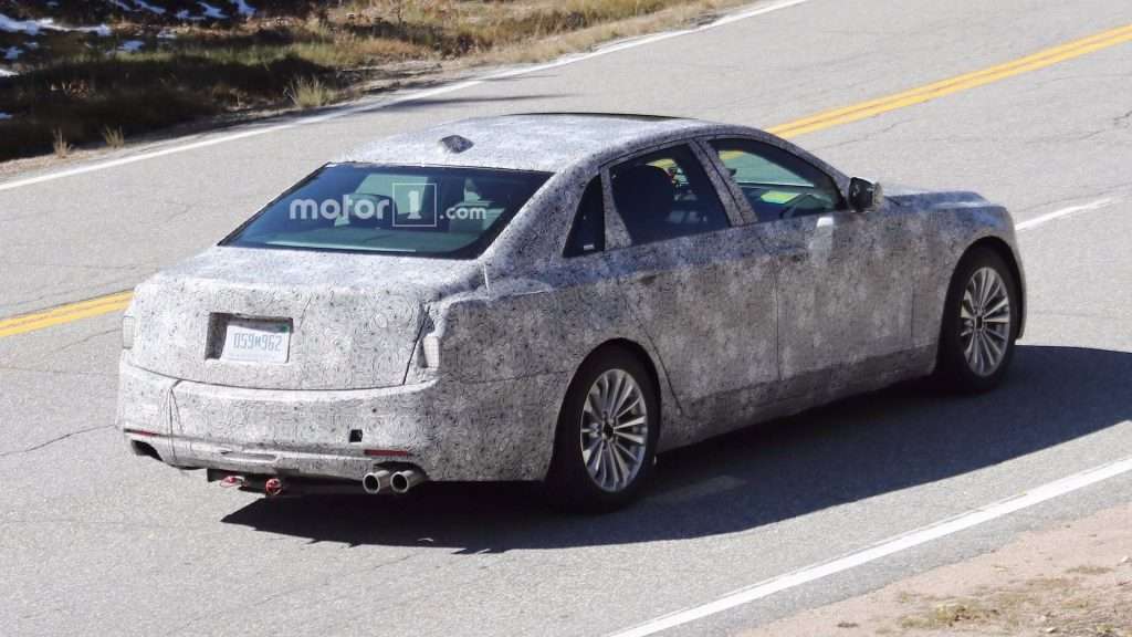 Седан Cadillac CT6 2018 модельного року помітили на дорожніх тестах