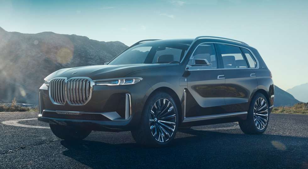 BMW назвала дату початку продажів нових BMW X2 і BMW X7 в Росії