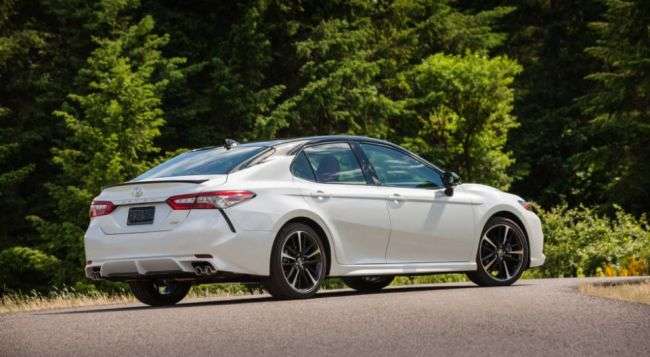 Нове покоління Toyota Camry встала на конвеєр