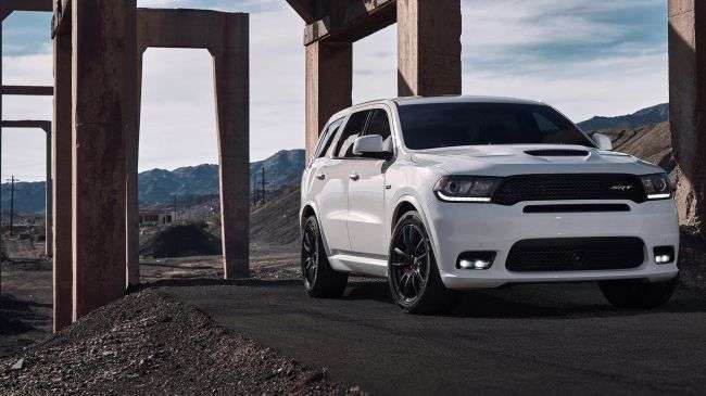 Названа ціна «зарядженого позашляховика Dodge Durango SRT 2018