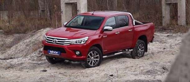 Toyota Hilux зберіг звання самого популярного пікапа в Росії