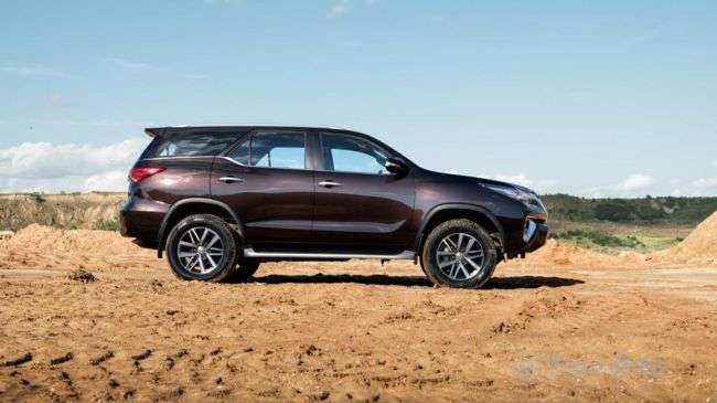 Toyota Fortuner в Росії представлений офіційно