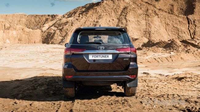 Toyota представила новий позашляховик для Росії