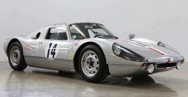 Раритетний гоночний Porsche 904 оцінили в 1,8 млн. доларів США