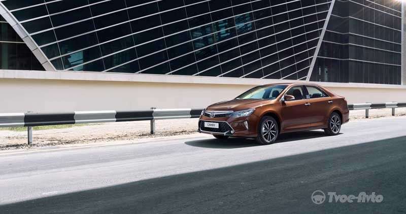 У Росії моделі Toyota Camry і RAV4 стали доступнішими
