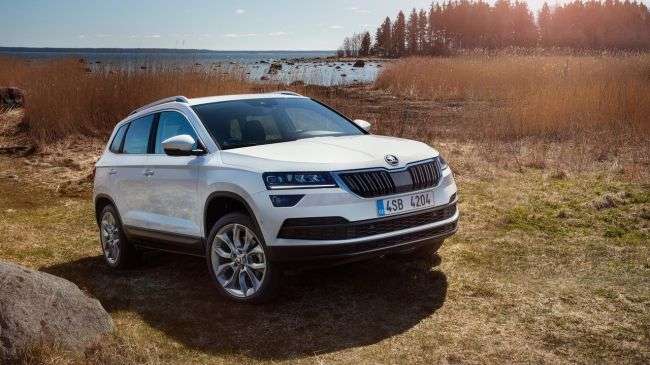 Цифрову приладову панель кросовера Karoq показали у Skoda