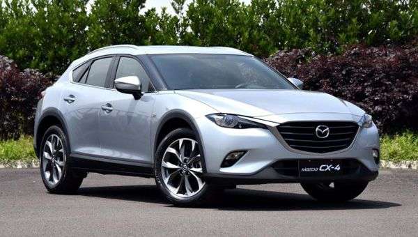 У Китаї почалися продажі оновленого крос-купе Mazda CX-4