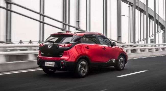 Dongfeng озвучив ціни на бюджетний кросовер Fengshen AX4