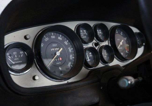З молотка продадуть Ferrari 365 GTB, 40 років, яка простояла в гаражі