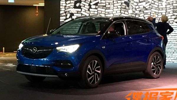 Opel привіз до Франкфурту новий великий кросовер Grandland X