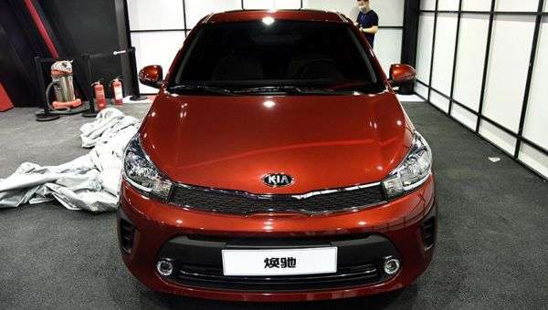 Самий бюджетний седан Kia Pegas встав на конвеєр