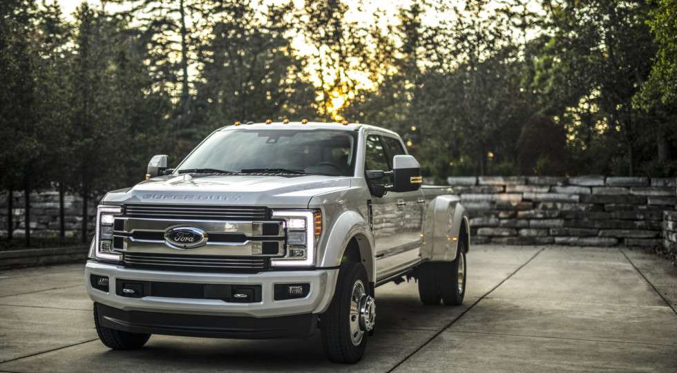 Ford підготував розкішні версії своїх пікапів Ford F-Series