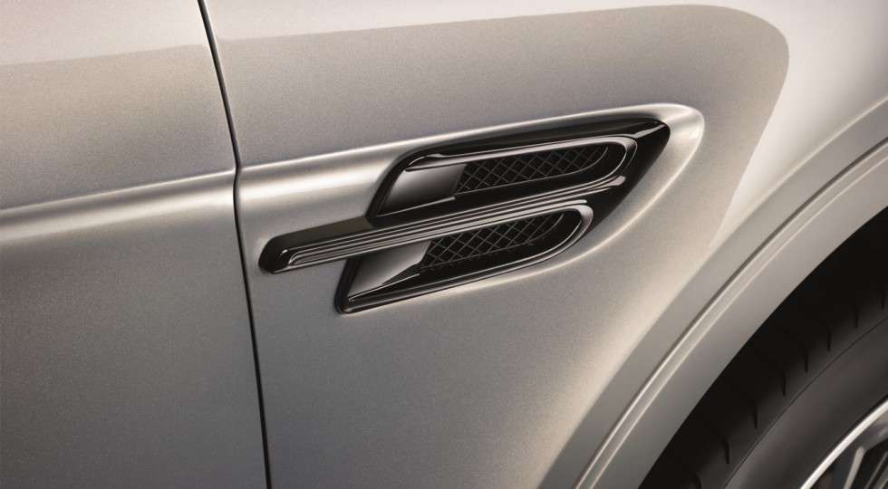 Bentley Bentayga в Росії отримав нову версію Bentayga Black Edition