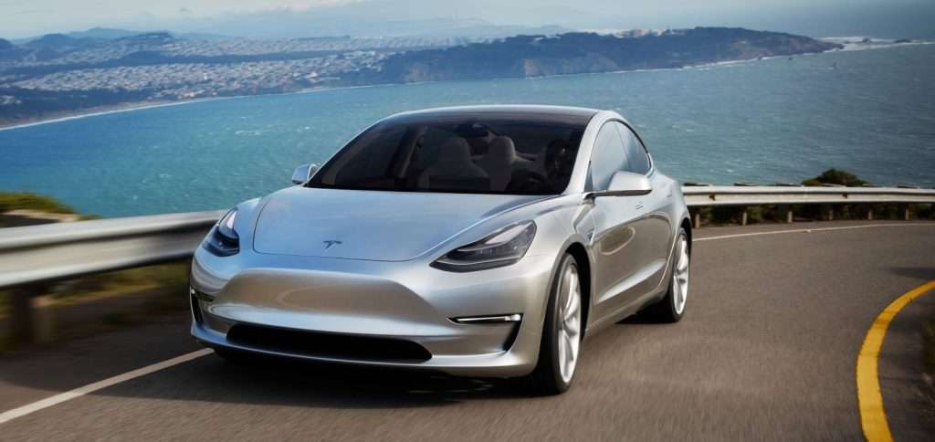 «Яндекс» в РФ почав продажі «бюджетної» Tesla Model 3