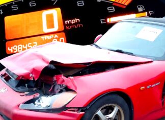 Honda S2000 Mencapai 500.000 Mil Sebelum Kecelakaan