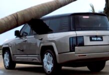 BYD YangWang U8 витримав екстремальний краш-тест: падіння пальми