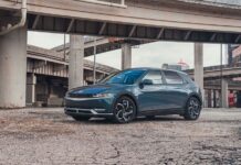 Veicoli elettrici convenienti: veicoli elettrici usati con una solida autonomia inferiore a $ 25.000