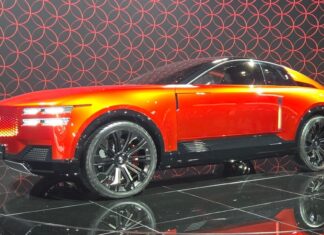 El Century Coupe de Toyota puede tener un motor híbrido V-12 biturbo