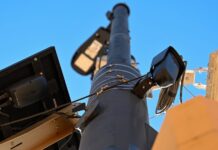 Автоматизированные системы распознавания номерных знаков: растущая сеть под наблюдением