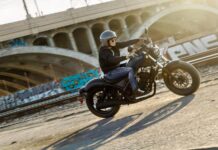 Honda Rebel 300 E-Clutch: Преміальні відчуття без преміальної ціни