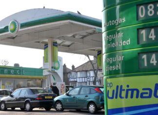 Le conflit au Moyen-Orient fait grimper les coûts de recharge des carburants et des véhicules électriques