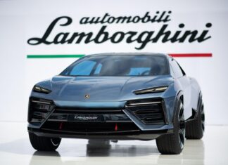 Lamborghini Mengurangi Dorongan EV, Memprioritaskan Daya Tarik Emosional