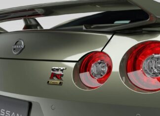 Powrót Godzilli: Nissan potwierdza, że na horyzoncie pojawia się GT-R nowej generacji