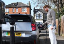 Прихована вартість публічної зарядки: чому водії електромобілів стикаються зі зростанням цін