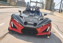 Polaris Slingshot: Бунтарська втеча з епохи автоматизованого водіння