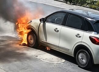 Pożar w zaparkowanym samochodzie Wuling Binguo EV rodzi pytania o bezpieczeństwo niedrogich pojazdów elektrycznych