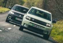 Найкращий електрокар за 20 тисяч фунтів стерлінгів: Renault 5 проти Fiat Grande Panda