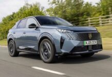 Peugeot E-3008: електричний кросовер, де стиль і запас ходу важливіші, ніж суть
